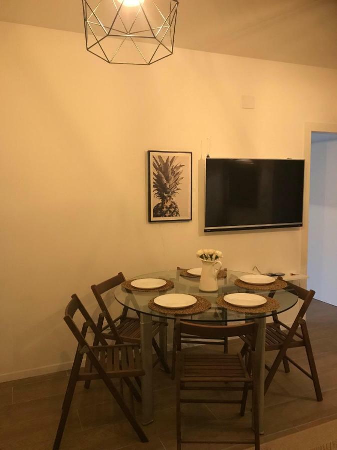 Stylish Apartment Near The Beach Haifa Bagian luar foto